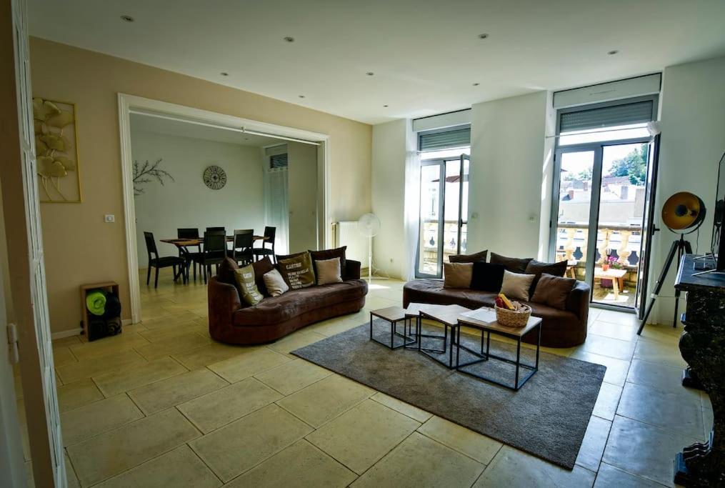 Grand Appartement De Haut Standing En Centre-Ville Montluçon Esterno foto