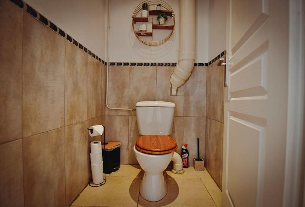 Grand Appartement De Haut Standing En Centre-Ville Montluçon Esterno foto