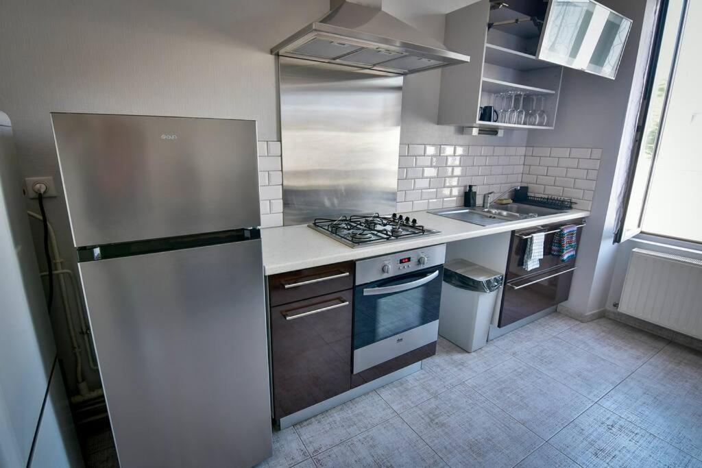 Grand Appartement De Haut Standing En Centre-Ville Montluçon Esterno foto