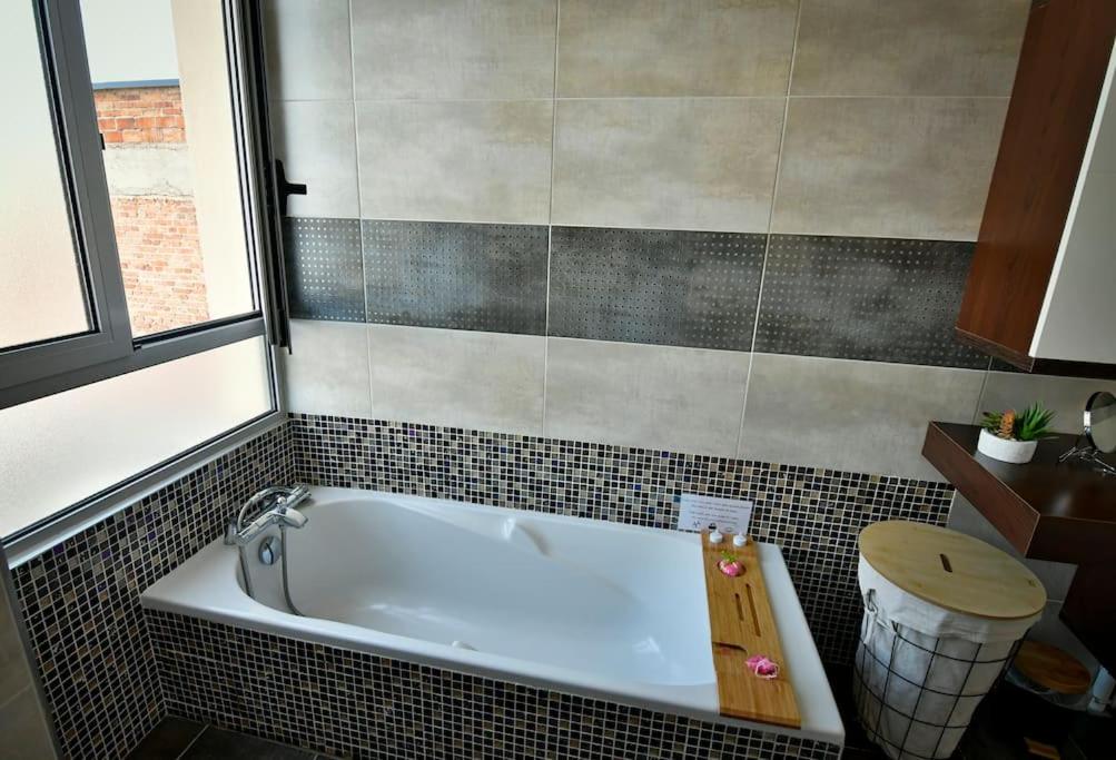 Grand Appartement De Haut Standing En Centre-Ville Montluçon Esterno foto